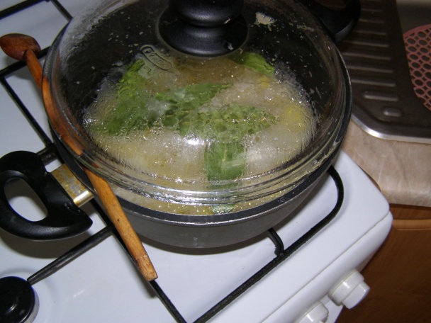 Kyslé zemiaky so sekanou alebo vajcom - obrázok 2