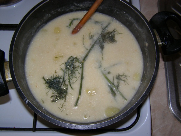 Kyslé zemiaky so sekanou alebo vajcom - obrázok 4