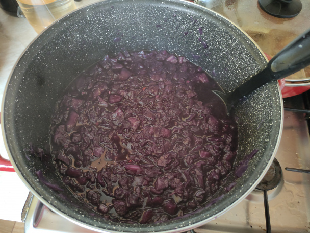 Pečená krkovička na horčici s červenou kapustou (fotorecept) - obrázok 4