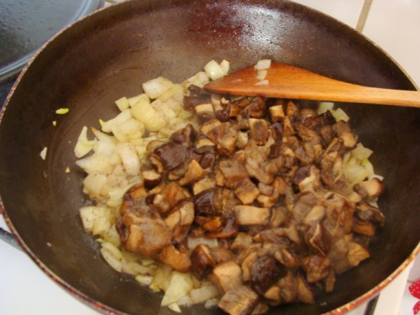 Zapekaná ryža s hubami a mäsom (fotorecept) - obrázok 2