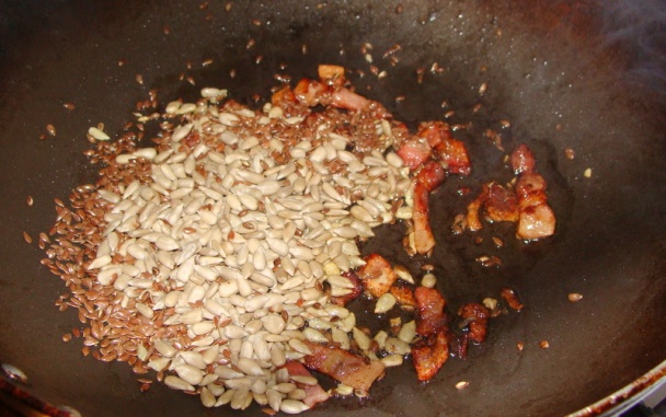 Teplý brokolicový šalát - obrázok 3