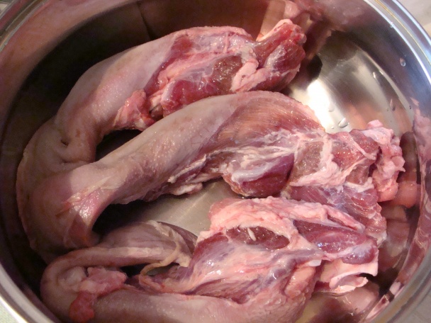 Bravčový jazyk s chlebovou omáčkou - obrázok 1