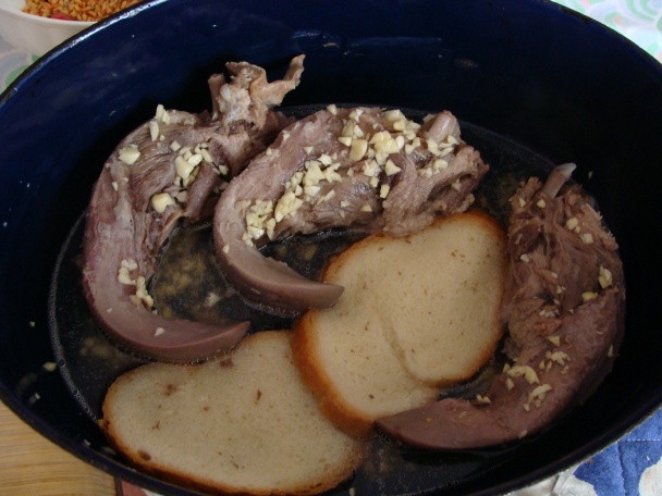 Bravčový jazyk s chlebovou omáčkou - obrázok 2