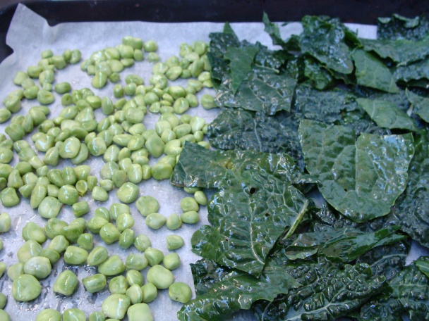 Kelové čipsy a pečený hrachor - obrázok 1