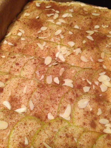 Jablkový tvarožník bez múky - obrázok 2