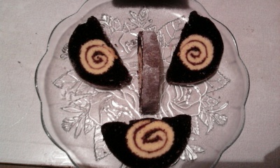 Oči - skrytá roláda v orechom ceste - obrázok 4