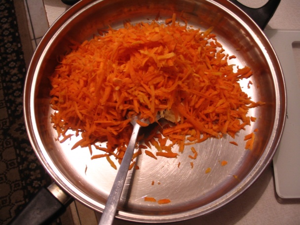 Kysnutý mrkvovo- kokosový koláč - obrázok 10