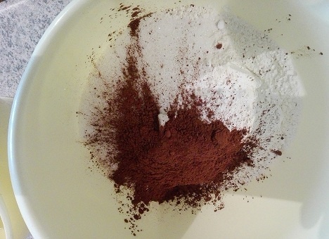 Bláznivý koláč ku káve (fotorecept) - obrázok 1