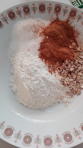 Hroznový koláč s vločkami a škoricou (fotorecept) - obrázok 8