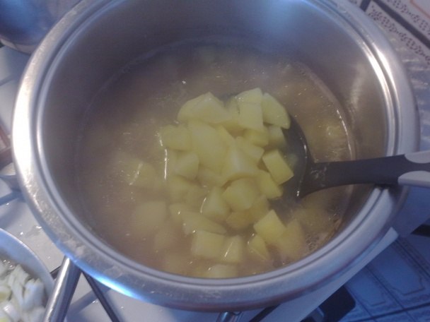 Mliečna zemiaková polievka (fotorecept) - obrázok 4