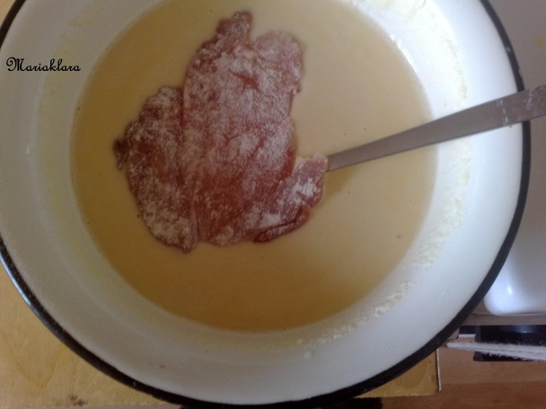 Zajačie rezne  so zemiakmi na cibuľke (fotorecept) - obrázok 4