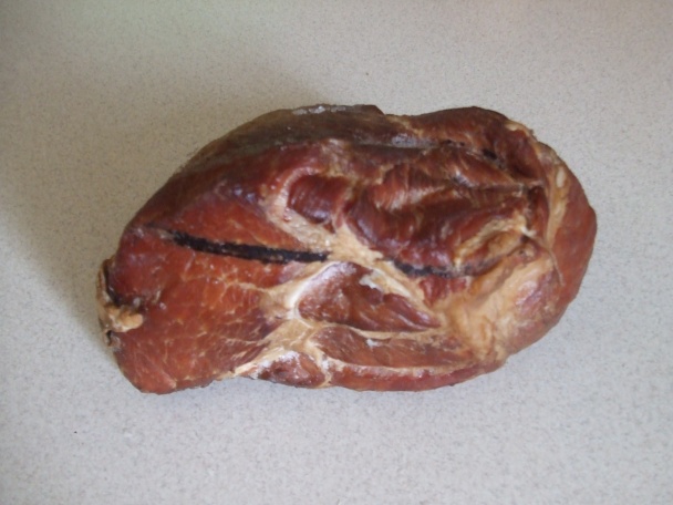 Křenová omáčka s uzeným a domácí knedlík - obrázok 1