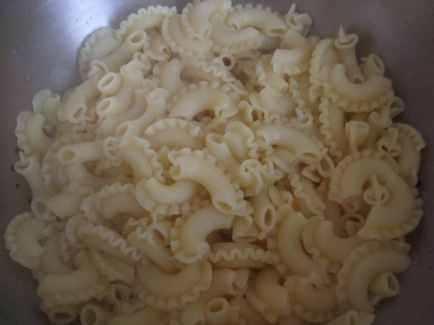 Těstoviny s vejci a česnekovou pažitkou - obrázok 2