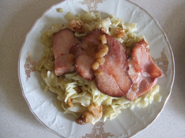 Nudle s mladým zelím a uzeným masem (fotorecept) - obrázok 13