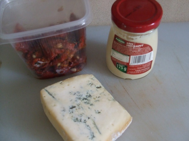 Tvarohovo sýrová pomazánka trochu pikantní - obrázok 3