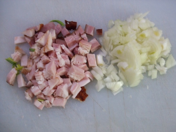 Jednoduché barevné těstoviny se špenátem a slaninkou (fotorecept) - obrázok 2