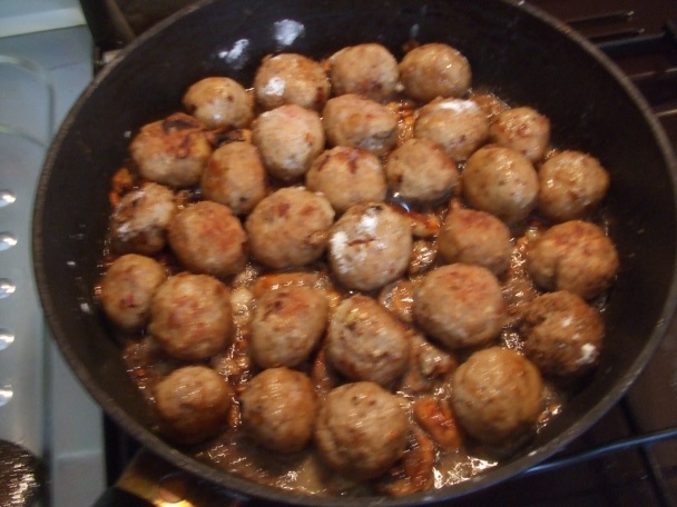 Masové kuličky na houbách (fotorecept) - obrázok 5