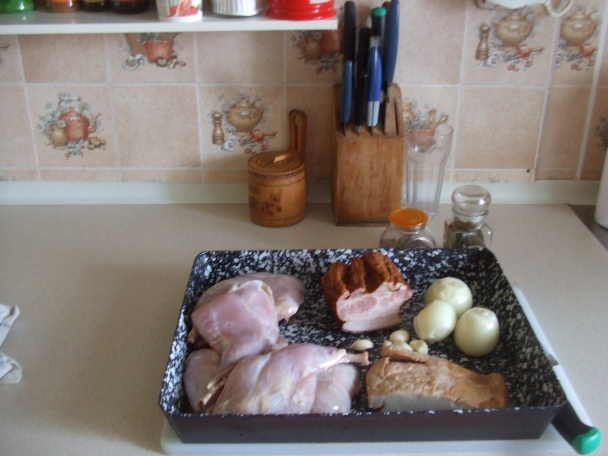 Králík po doudlebsku s chlupatým knedlíkem a cuketovým zelím (fotorecept) - obrázok 1