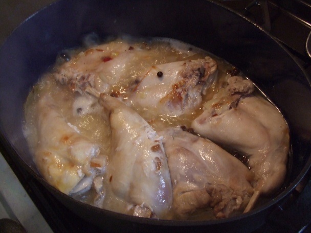 Králík po doudlebsku s chlupatým knedlíkem a cuketovým zelím (fotorecept) - obrázok 10