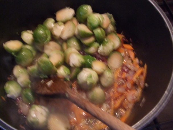 Vepřové výpečky jinak s dušenou kapustou a bramborovými špalíčky (fotorecept) - obrázok 10