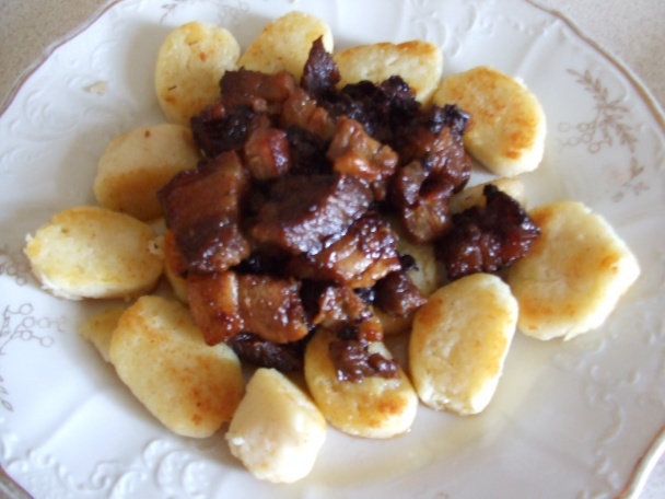 Vepřové výpečky jinak s dušenou kapustou a bramborovými špalíčky (fotorecept) - obrázok 15