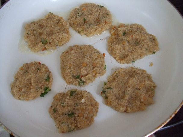 Placičky z červené čočky a kuskusu (fotorecept) - obrázok 8