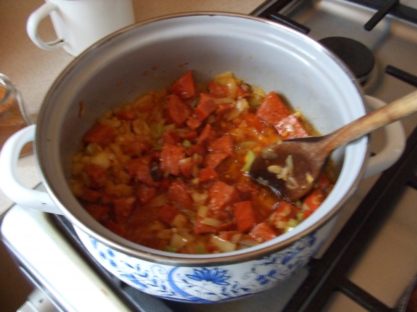 Buřtguláš s cuketou (fotorecept) - obrázok 4