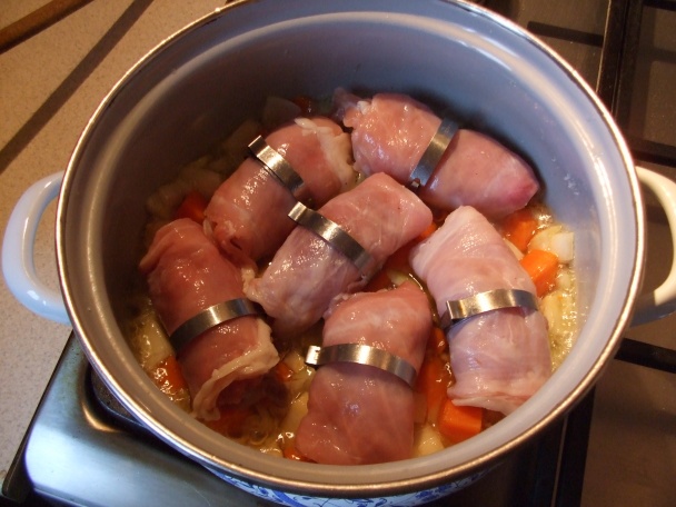 Závitky z králíka ve smetanové omáčce (fotorecept) - obrázok 6