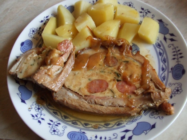 Bůček s obyčejnou nádivkou a klobáskou (fotorecept) - obrázok 5