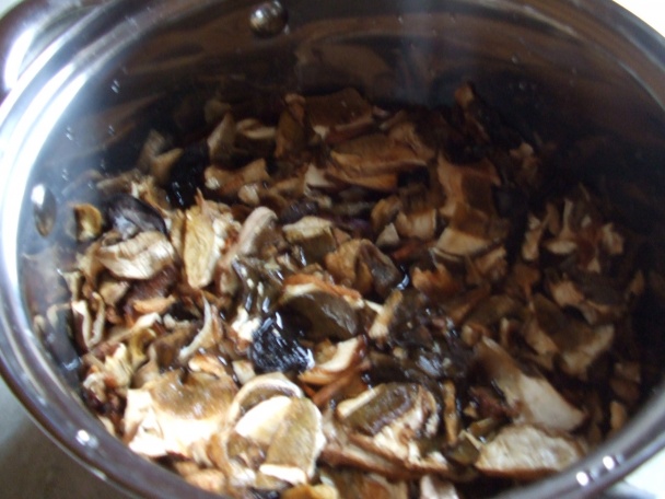 Zapékané těstoviny se sušenými houbami (fotorecept) - obrázok 1