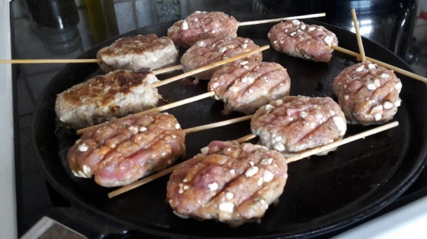 Fit čevapčiči s horčicovou omáčkou - obrázok 1