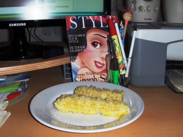 Jahody so šľahačkou a kukurica - obrázok 4