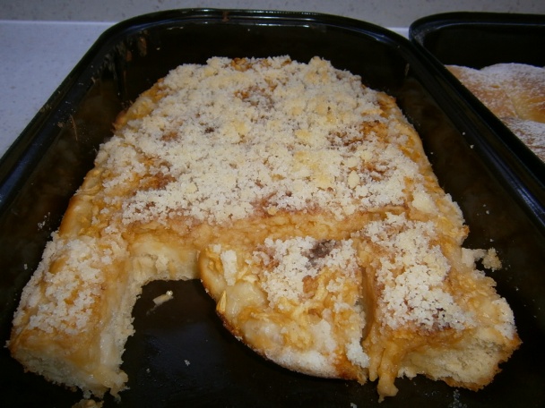 Buchty a jablkový koláč z kysnutého cesta (fotorecept) - obrázok 15