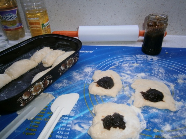 Buchty a jablkový koláč z kysnutého cesta (fotorecept) - obrázok 9