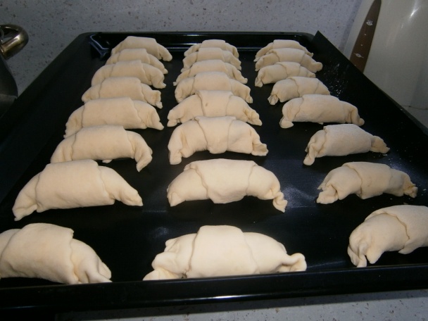 Orechové rohlíky, pizza rožky  z jedného cesta (fotorecept) - obrázok 4