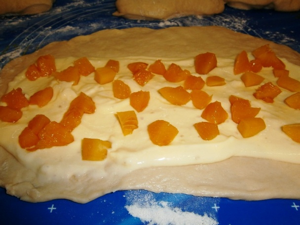 Tvarohovo-pudingový závin s broskyňami (fotorecept) - obrázok 9