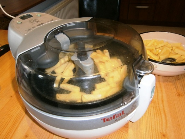 Bravčové stehno na kmíne s hranolčekami a ryžou (fotorecept) - obrázok 4