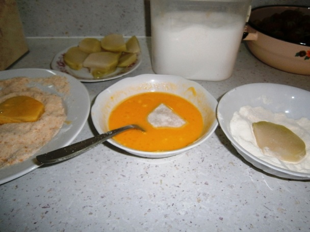 Vysmážaný kaleráb s novými zemiakmi a šalátom (fotorecept) - obrázok 4