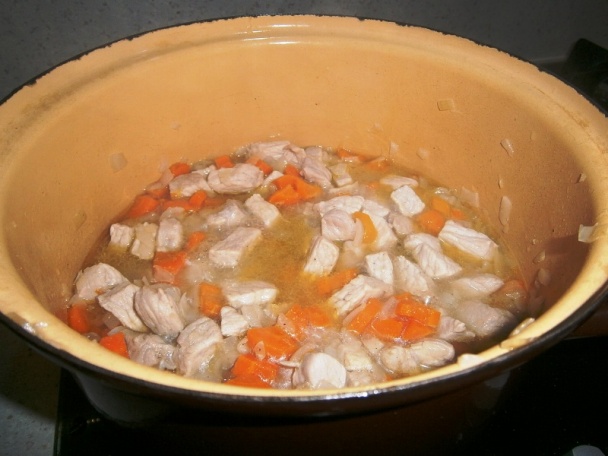 Bravčové karé s mrkvou a ryžou - obrázok 1