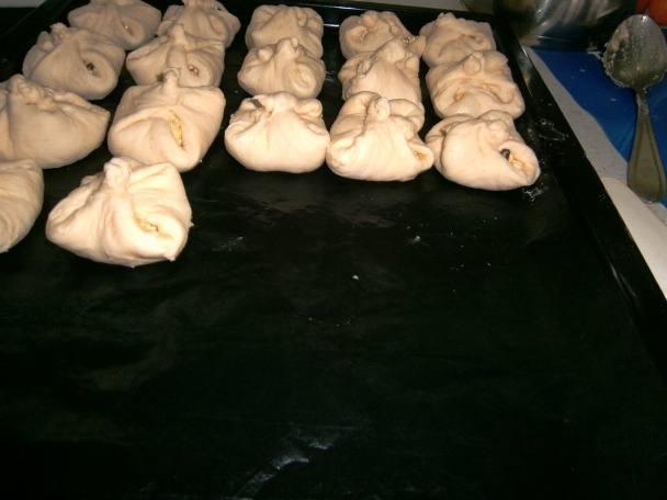 Rožky plnené lieskovými orechami a tvarohové šátočky (fotorecept) - obrázok 11