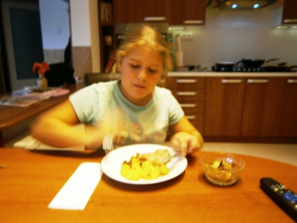 Bravčová panenka, opečené zemiaky a dusená zelenina (fotorecept) - obrázok 11