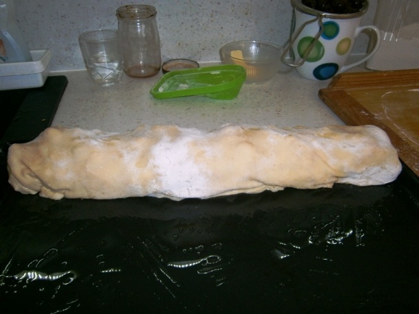 Jablkový závin z vaľkaného cesta s dvomi plnkami (fotorecept) - obrázok 10