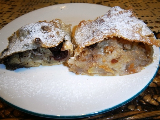 Jablkový závin z vaľkaného cesta s dvomi plnkami (fotorecept) - obrázok 16