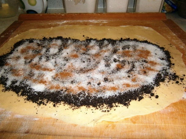 Jablkový závin z vaľkaného cesta s dvomi plnkami (fotorecept) - obrázok 11