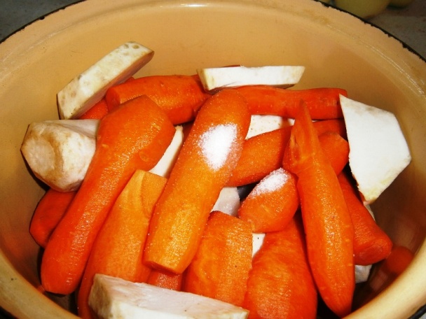 Majonézový a cibuľový  šalát (fotorecept) - obrázok 2