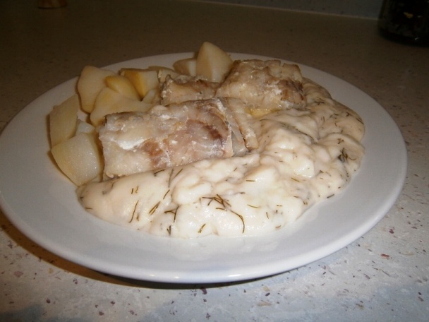 Aljašská treska s kôprovou omáčkou a zemiakmi - obrázok 4