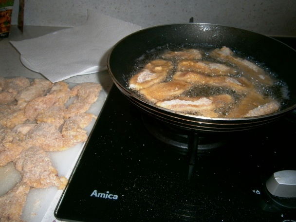 Nugetky z morčacieho prsičká so zemiakovým pyré (fotorecept)  - obrázok 3