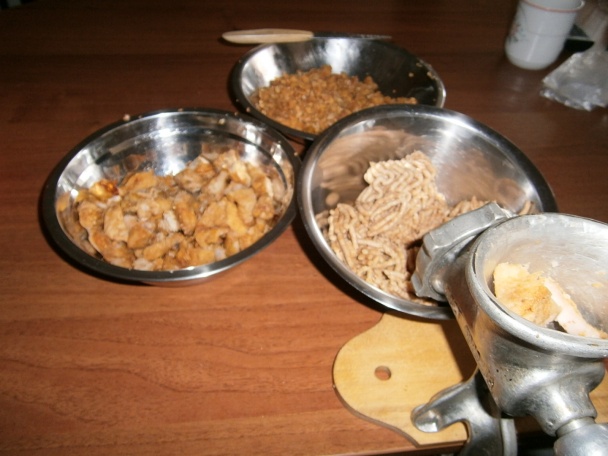 Prekladané oškvarkové pagáče (fotorecept) - obrázok 1