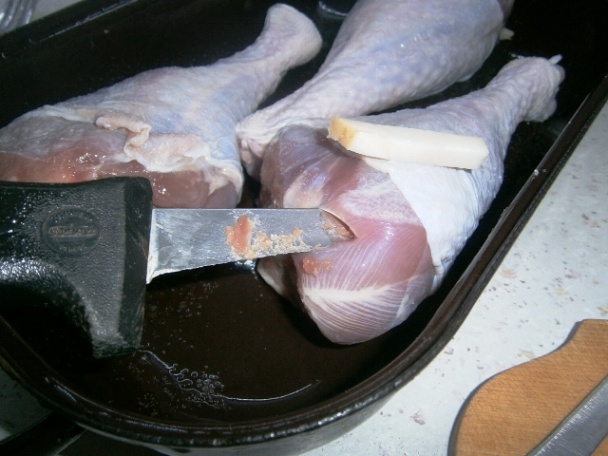 Medovo-citrónové morčacie stehná a stehná špikované údenou slaninou s cesnakom (fotorecept) - obrázok 5