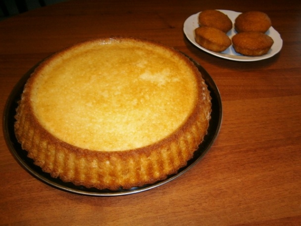 Jahodová torta so stečeným jogurtom (fotorecept) - obrázok 6